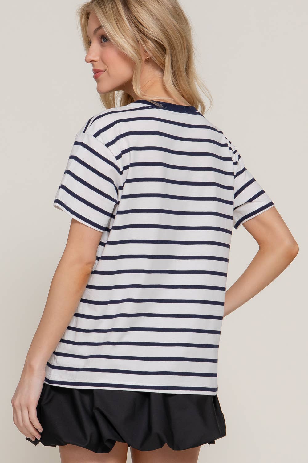 Black and White Short Sleeve Crew Neck Tee
