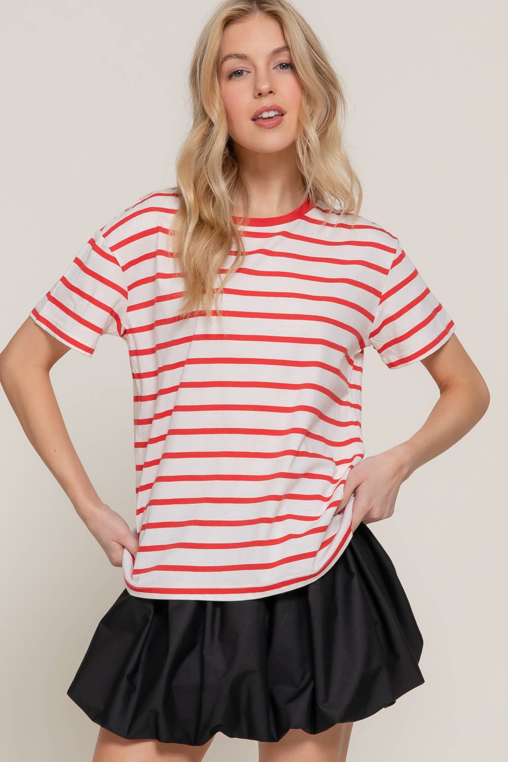 Red and White Short Sleeve Crew Neck Tee