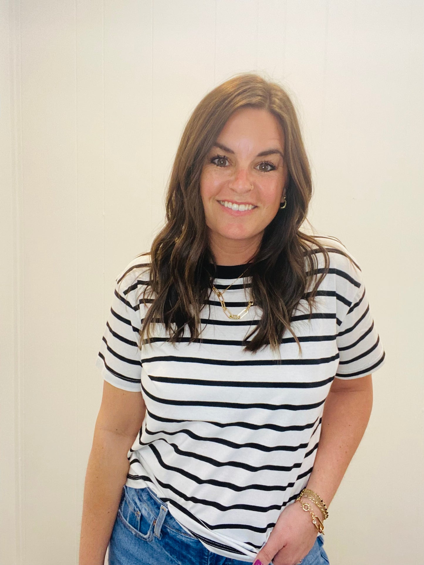 Black and White Short Sleeve Crew Neck Tee