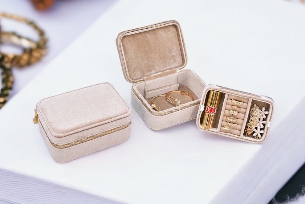The Very Velvet Travel Jewelry Box