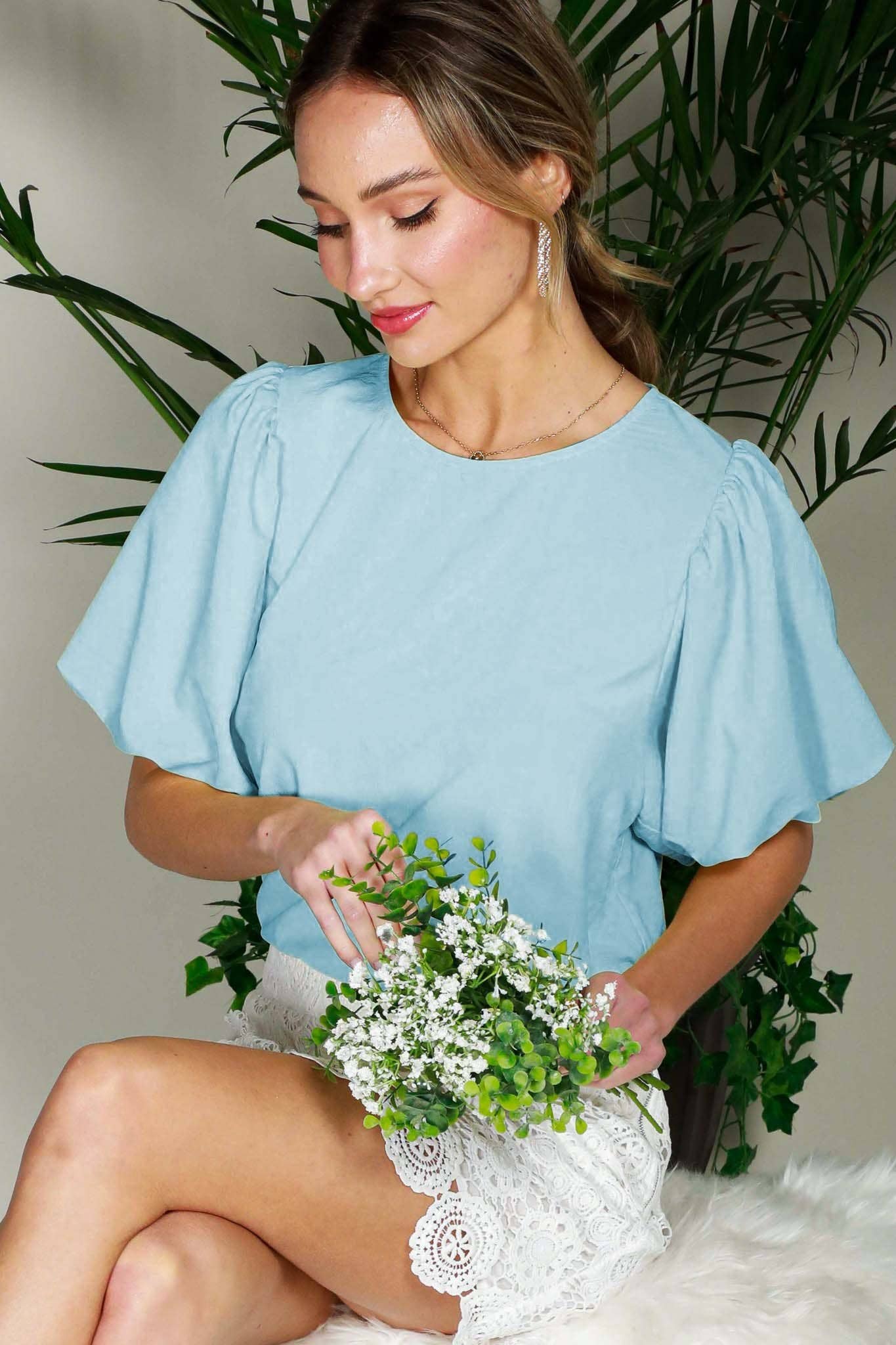 Round Neck Short Bubble Sleeve Woven Blouse Top
