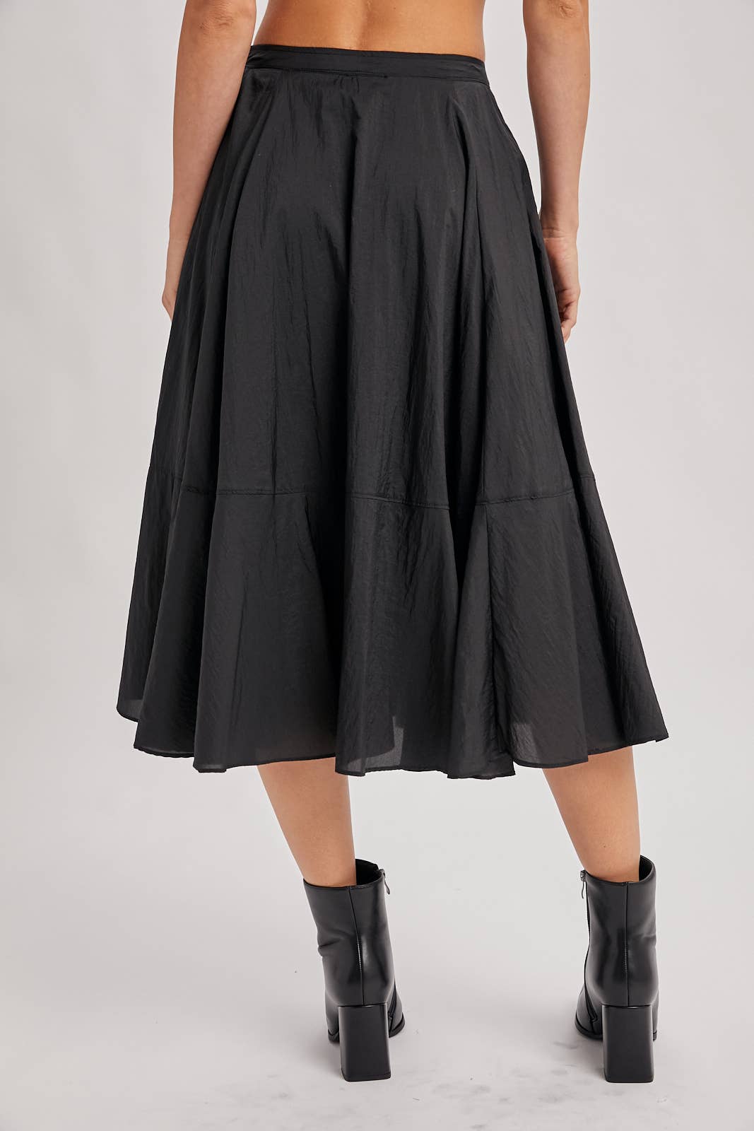 Tiered A-Line Midi Skirt | Lightweight Structured Silhouette