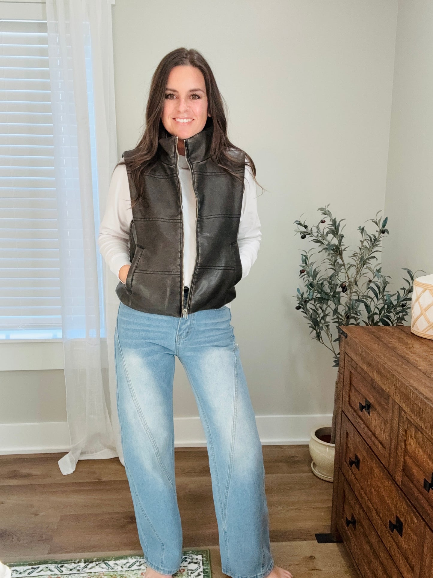 Faux Leather Zip-Up Vest – Matte Black