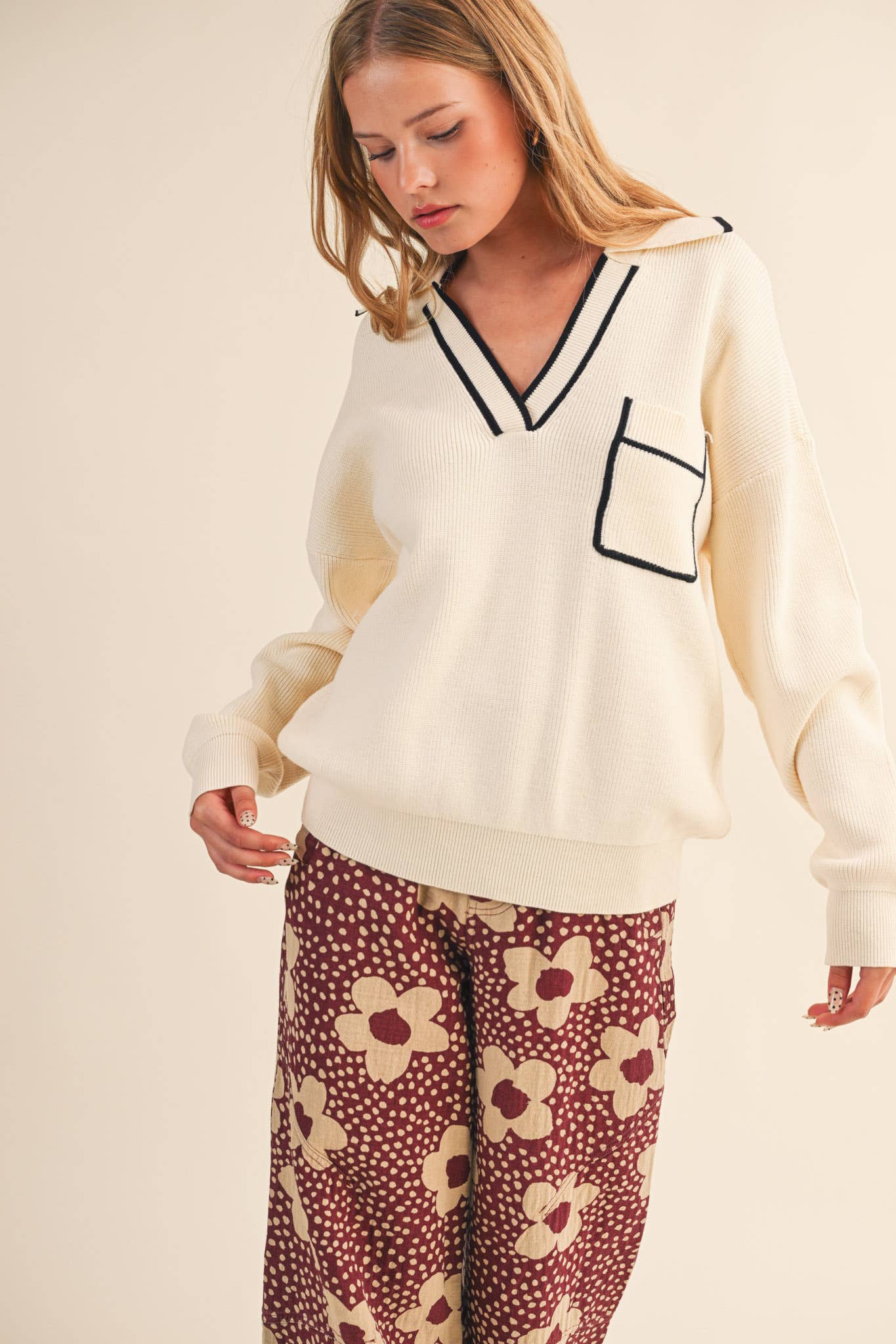 Ribbed Collared V-Neck Pullover Sweater | Women’s Relaxed Fit Knit