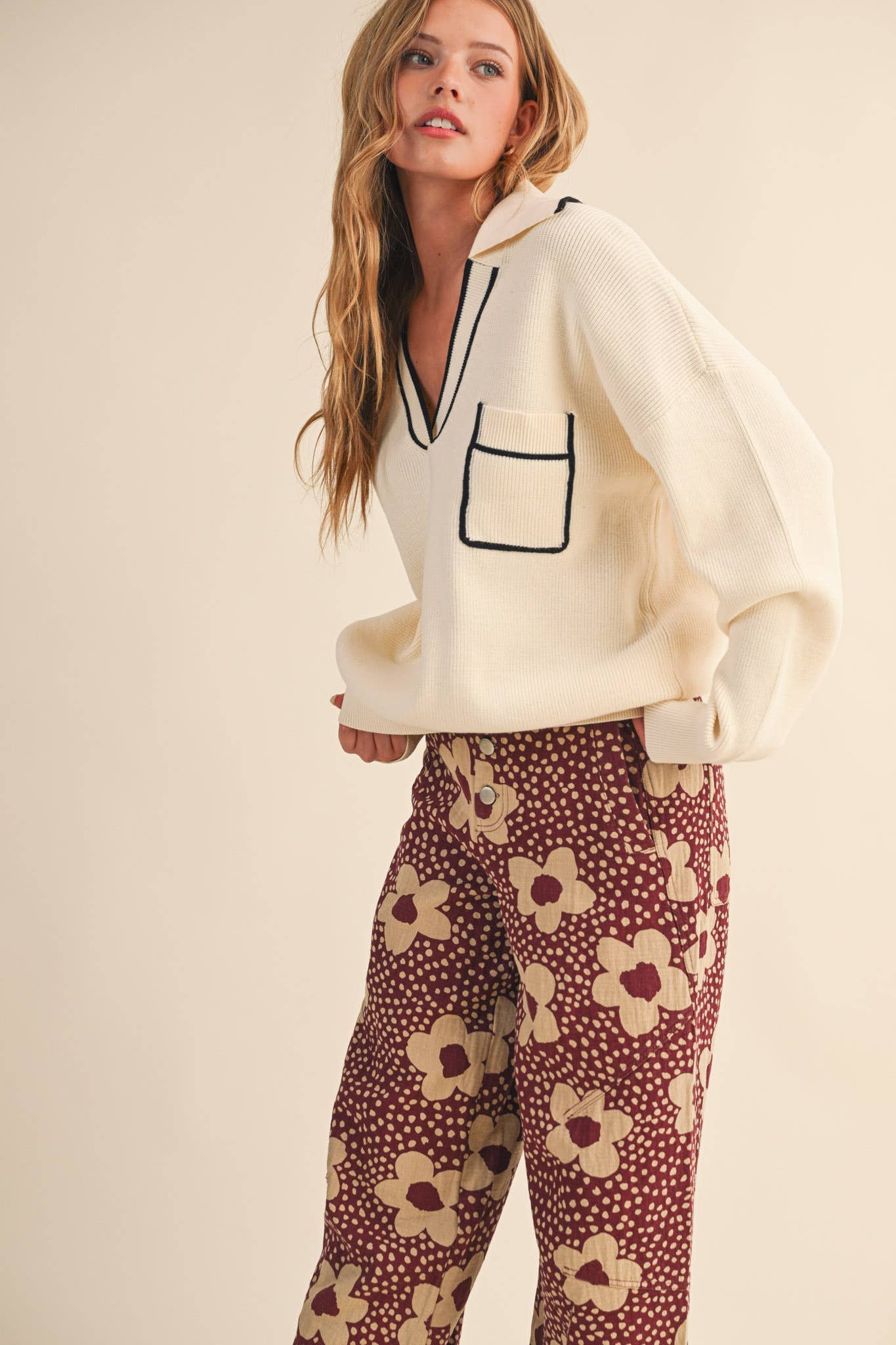 Ribbed Collared V-Neck Pullover Sweater | Women’s Relaxed Fit Knit