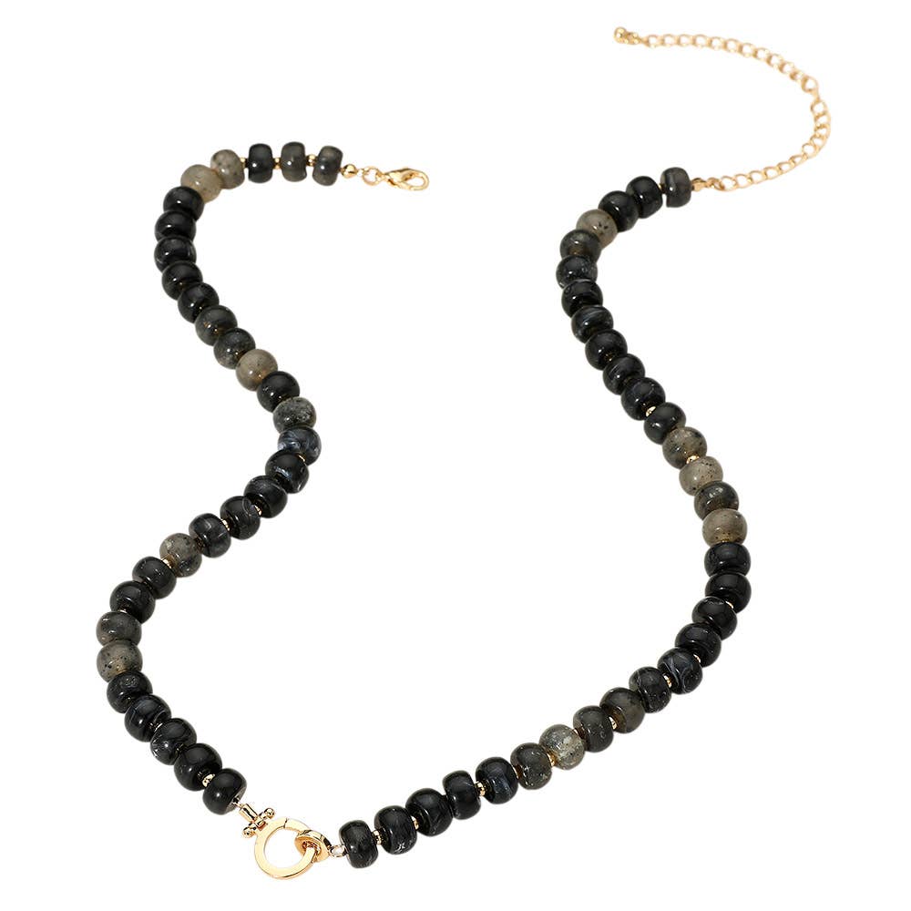 Marbled Beaded Clasp Accent Necklace: Black/Gold