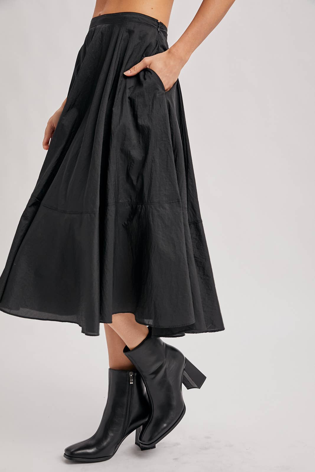 Tiered A-Line Midi Skirt | Lightweight Structured Silhouette