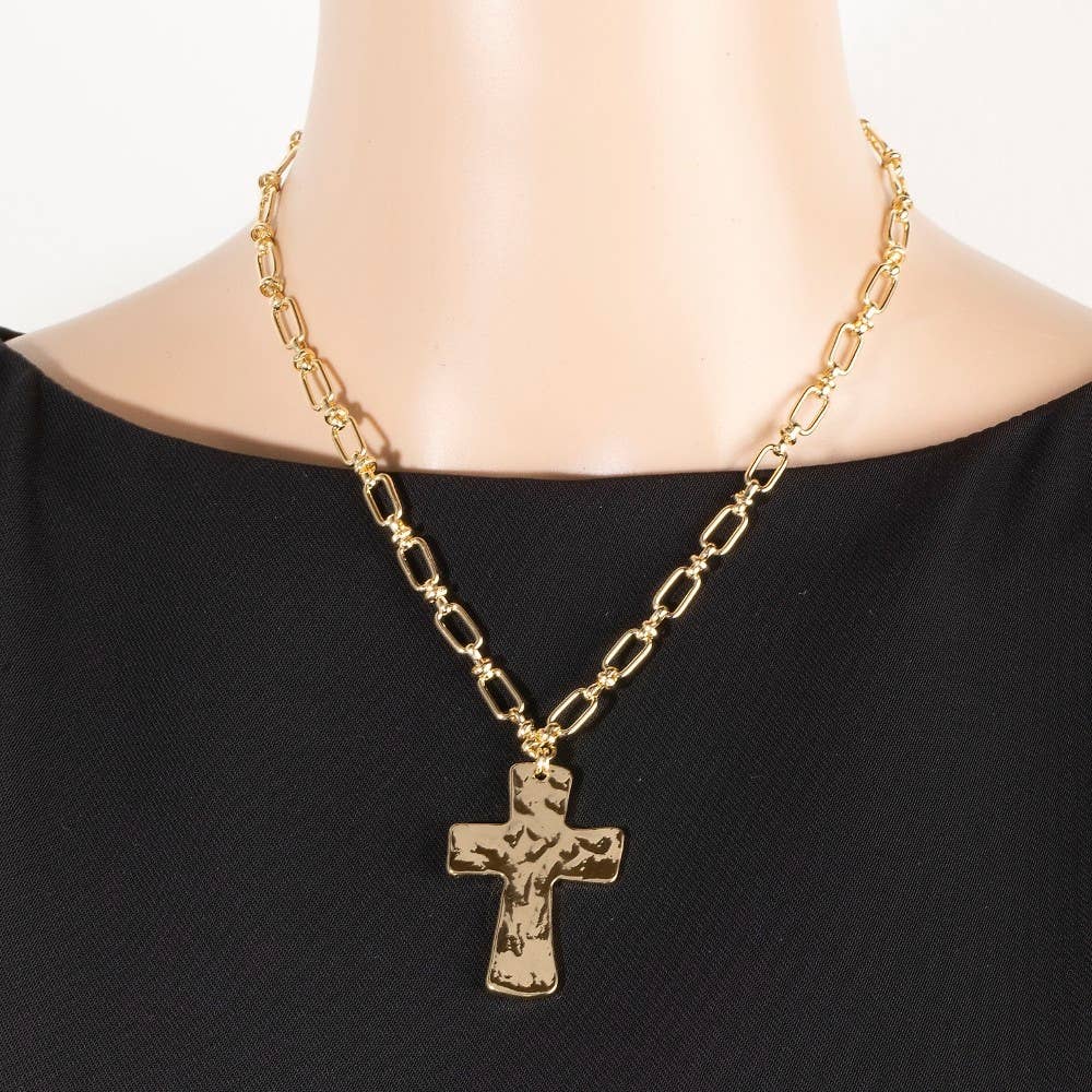 Hammered Cross Pendant Necklace: GOLD