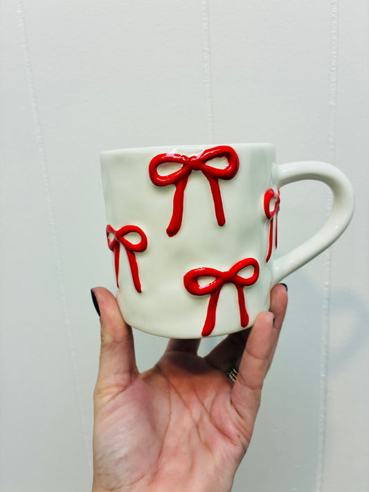 Mary Square Sculpted Bow Mug