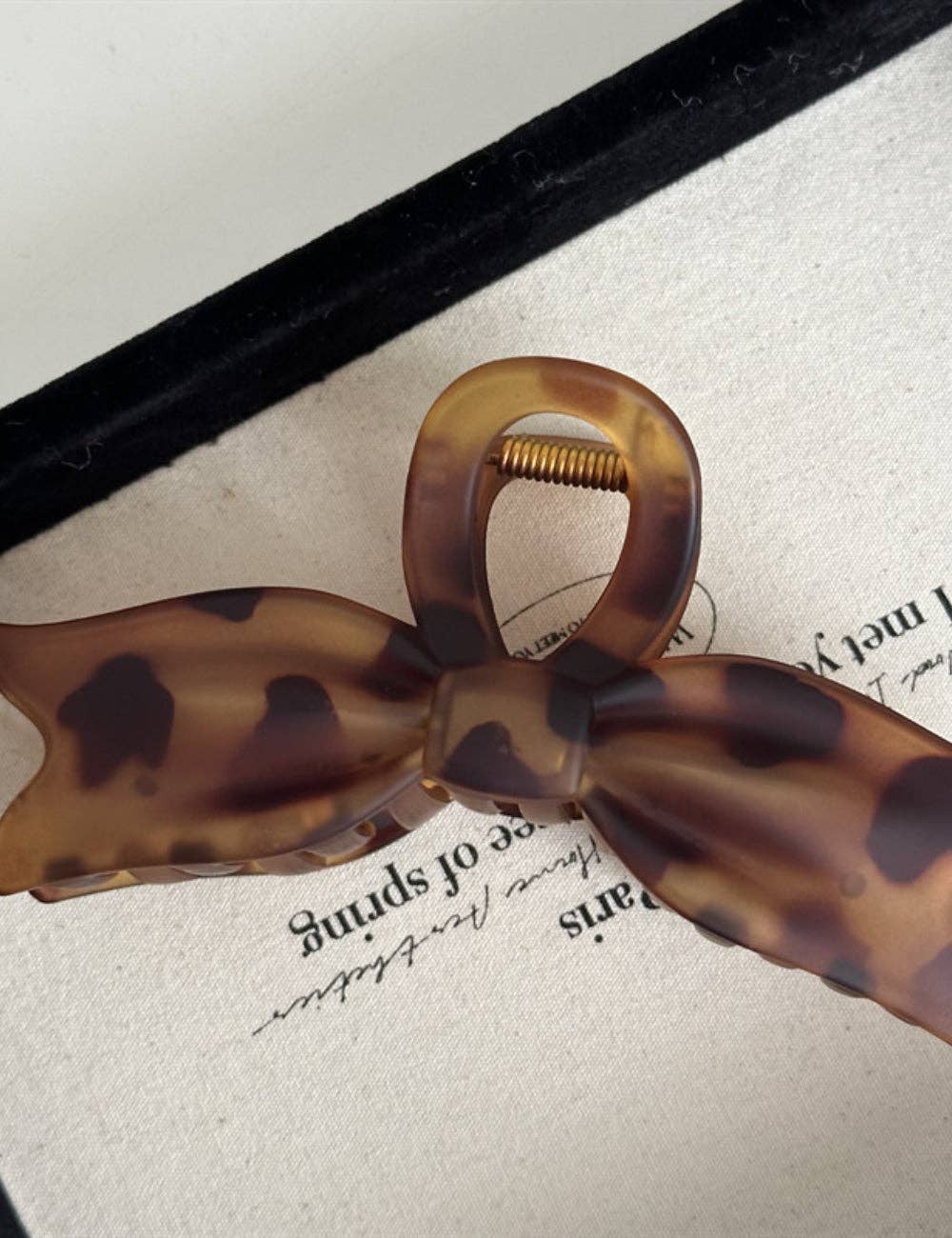 The Leopard Bow Clip